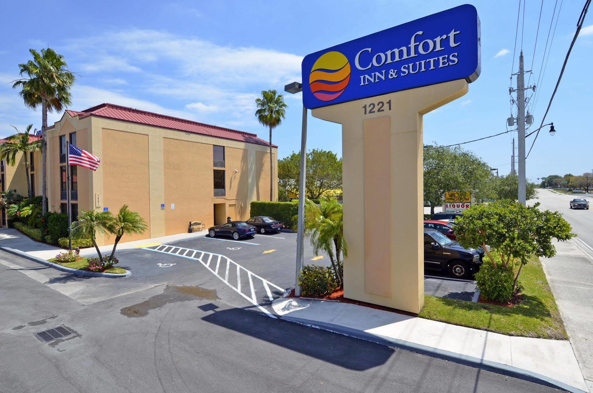 Comfort Inn & Suites Lantana - West Palm Beach South Exterior foto